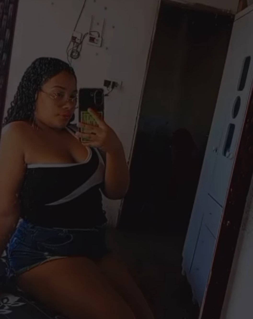 A gordinha só queria um vídeo dando no anal #O5GWNAnC